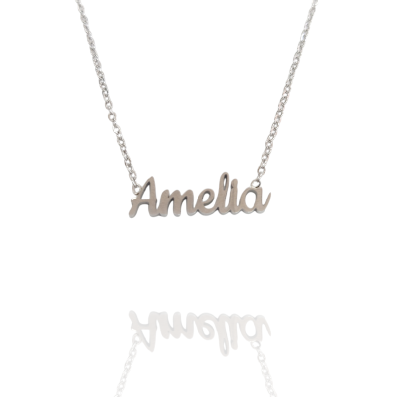 Collar con nombre de Amelia en Acero Hipoalergénico 316l