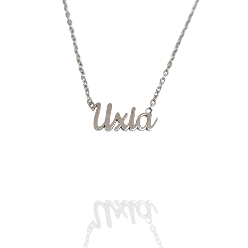 Collar con nombre de Uxía en Acero Hipoalergénico 316l