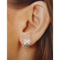 Pendiente Omega de Infinito Calado en Plata de Ley 925mls