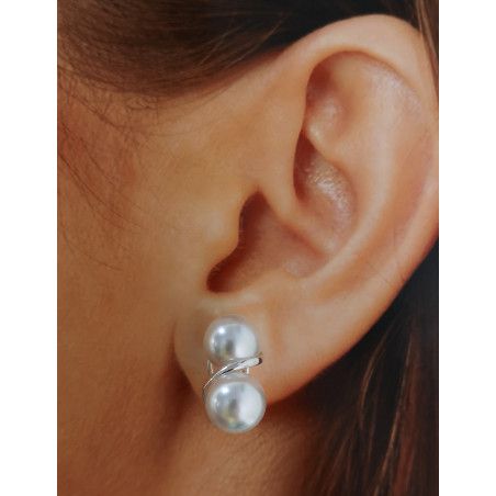 Pendiente Omega Perla Doble en Plata de Ley 925mls