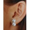 Pendiente Omega Perla Doble en Plata de Ley 925mls