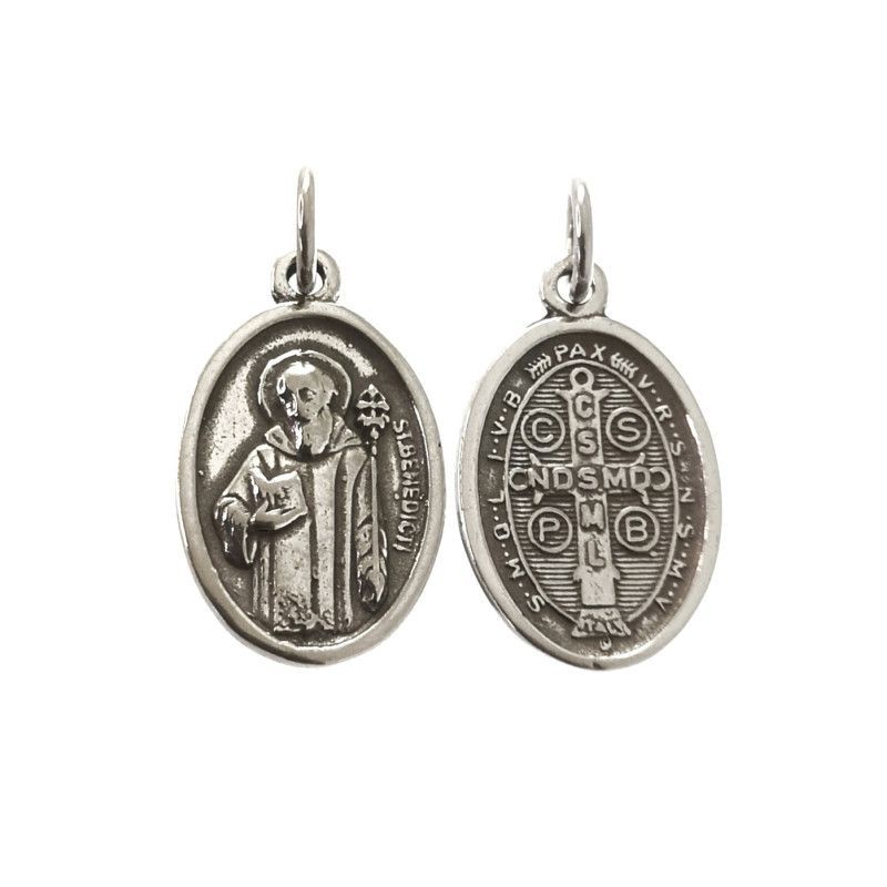 Colgante San Benito Protector en Plata de Ley 925mls
