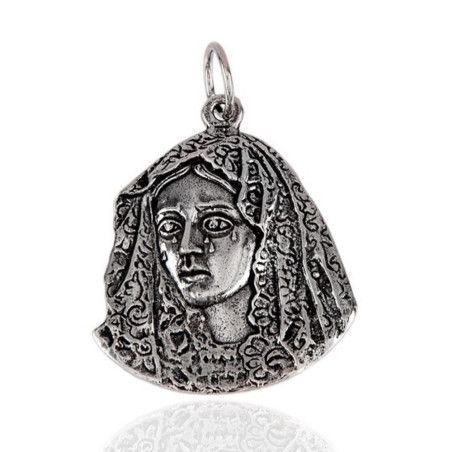 Colgante del Rostro de la Virgen de la Macarena en Plata de Ley 925mls