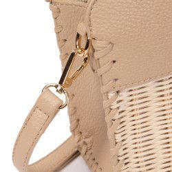 Bolso Bandolera de Rafia y Polipiel | Diseño y Elegancia