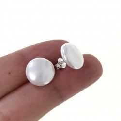 Pendiente de Bola Perla Shell Plana de 12mm en Plata de Ley 925mls