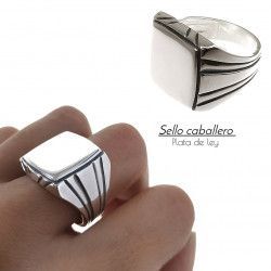 Sello de Caballero Cuadrado Liso en Plata de Ley 925mls