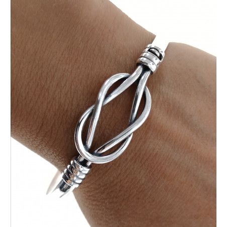 Pulsera Rígida de Caballero de Nudo en Plata de Ley 925mls