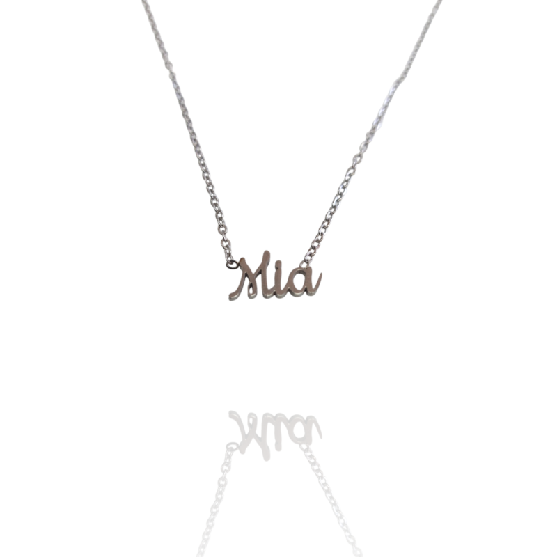 Collar con nombre de Mía en Acero Hipoalergénico 316l