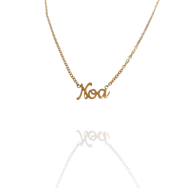 Collar con nombre de Noa en Acero Hipoalergénico 316l