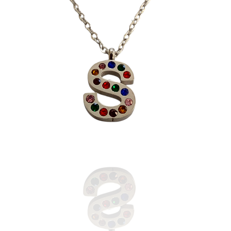 Collar con Inicial "S" en Acero Plateado Circonitas Hipoalergénico 316l